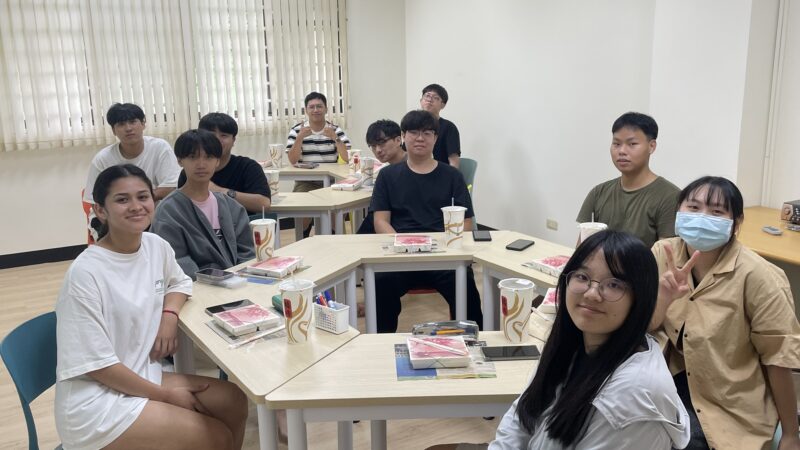 113-2 英文口說加強班 (2)