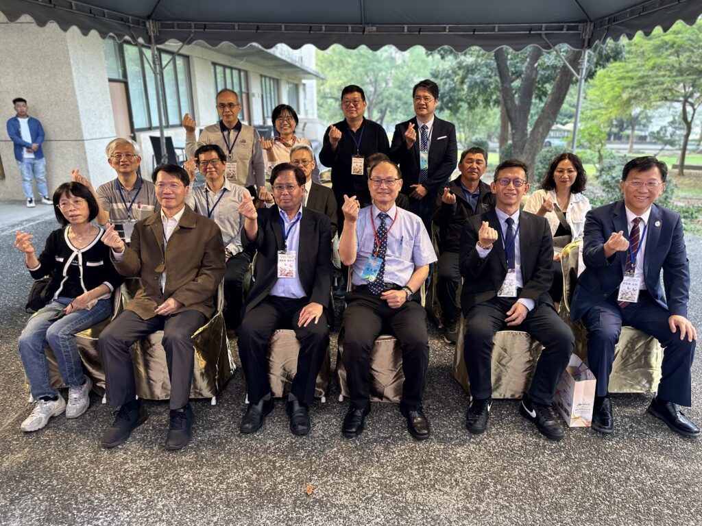 1141129-101週年校慶 - 「看得見的未來－亮點願景」揭牌暨114年度「傑出校友」掛牌典禮